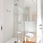 Spacious 6-Bedroom Apt With Sunny Terrace In Lisbon